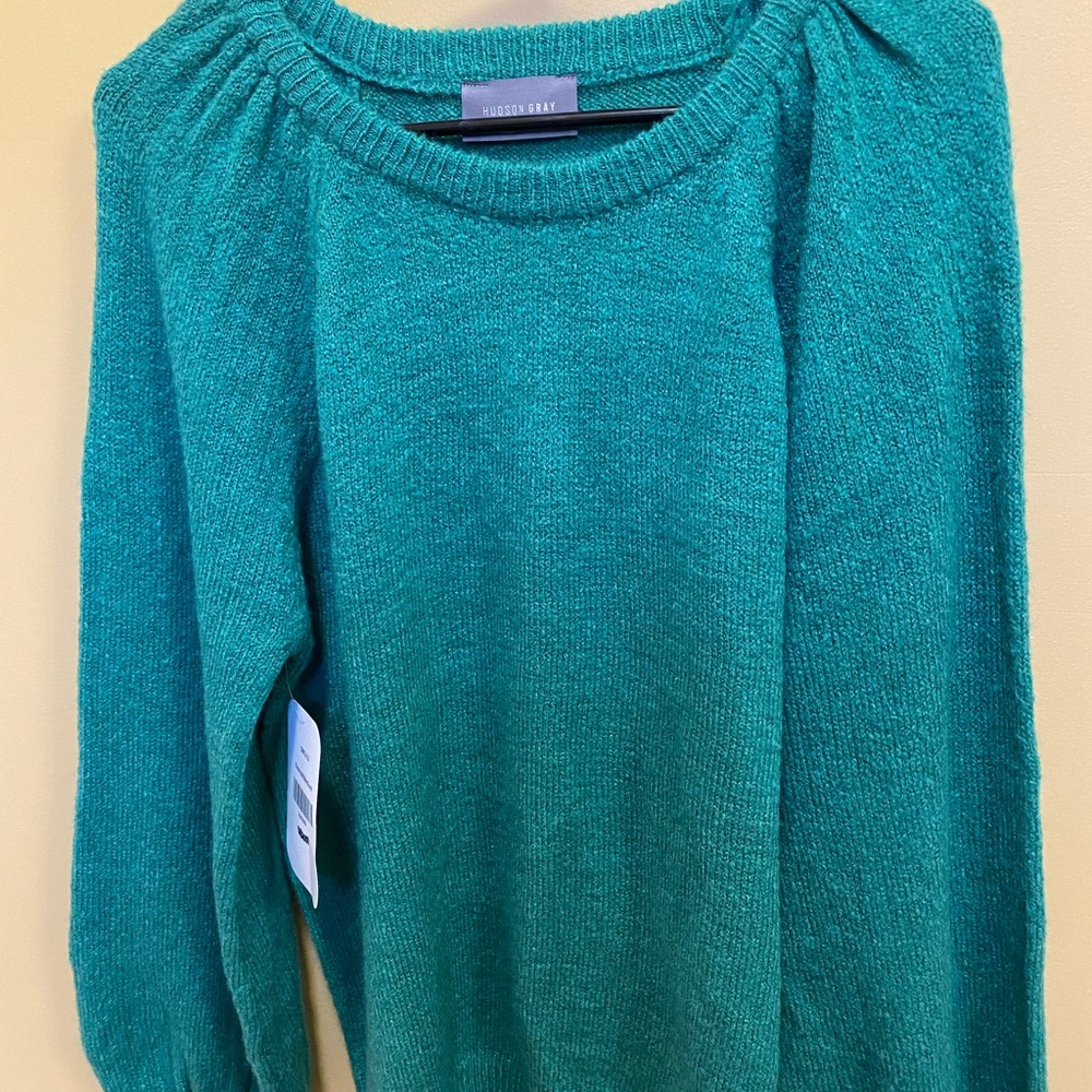 NWT Hudson Gray emerald green sweater